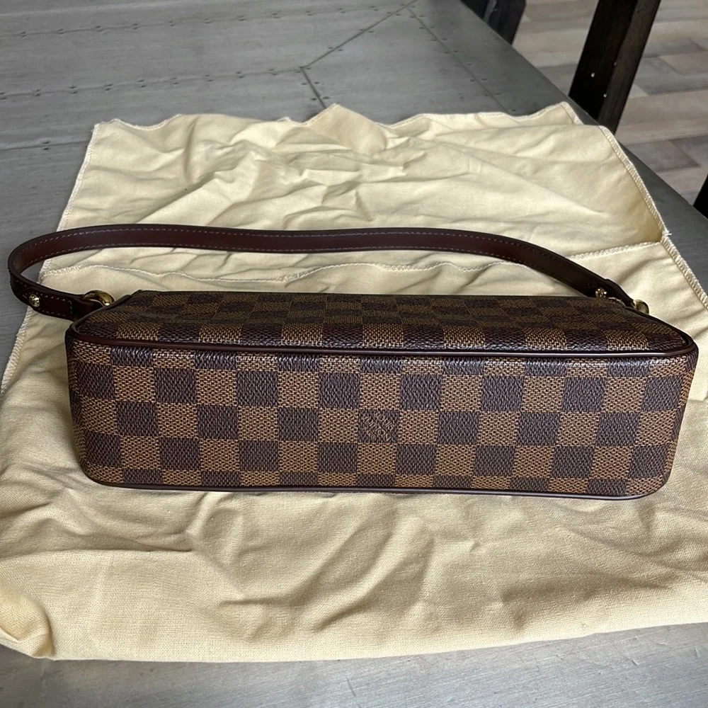 Louis Vuitton Damier brown shoulder bag with dustbag